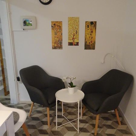 Apartma Nadja With Private Parking Appartement Ljubljana Buitenkant foto