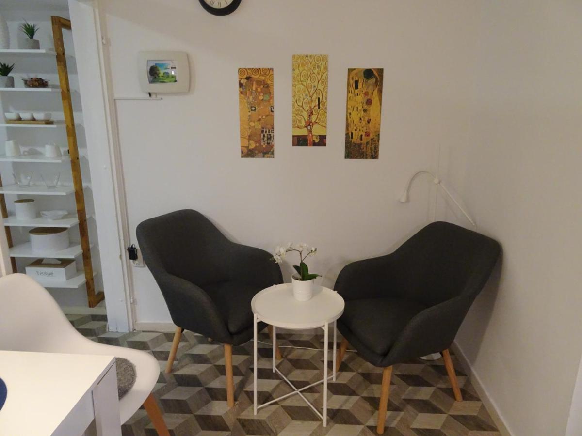 Apartma Nadja With Private Parking Appartement Ljubljana Buitenkant foto